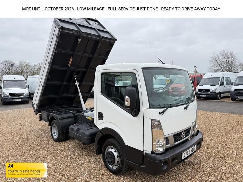 Used Nissan Cabstar 130 HP (95 kW) 2019 White Pickup
