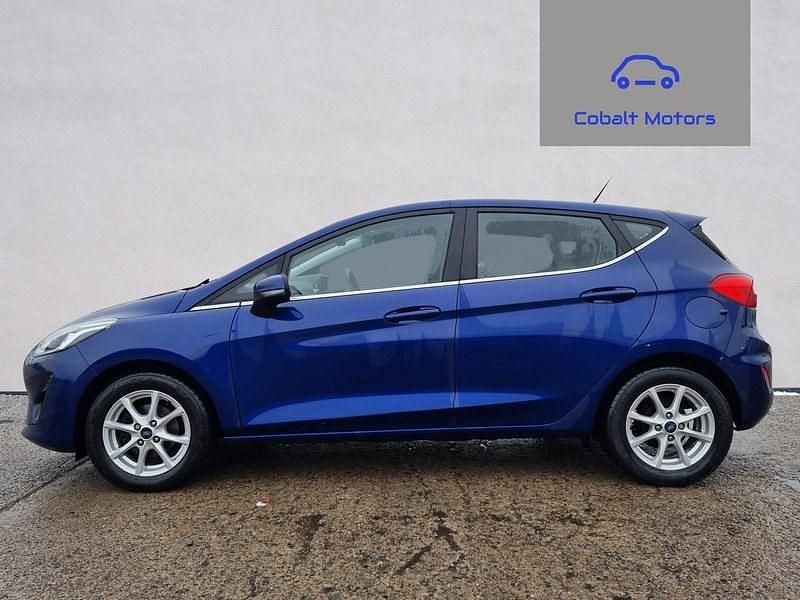 Used Ford Fiesta Zetec 100 HP (73 kW) 2017 Blue Hatchback