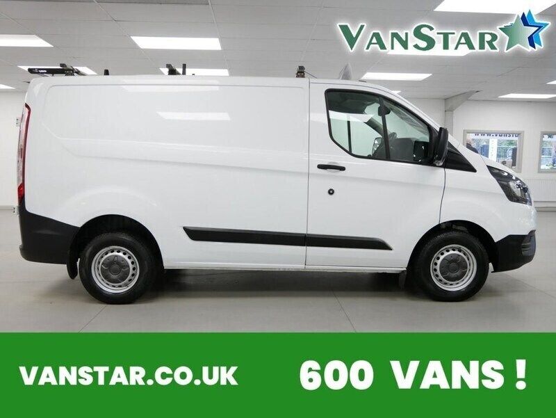 White Used 2021 Ford Transit Custom | £14,689 (Good price) - Image 1/4