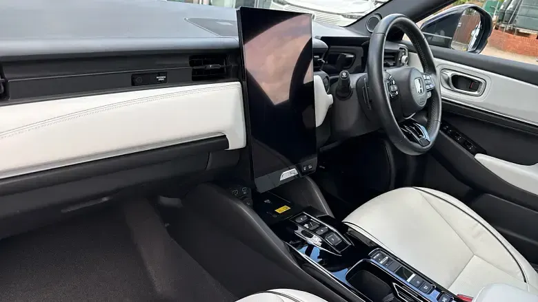 Begagnad Honda e Advance 150 kW (204 HK) 2024 Halvkombi