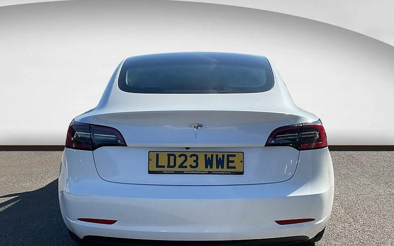 Used Tesla Model 3 RWD 208 kW (283 HP) 2023 White Sedan