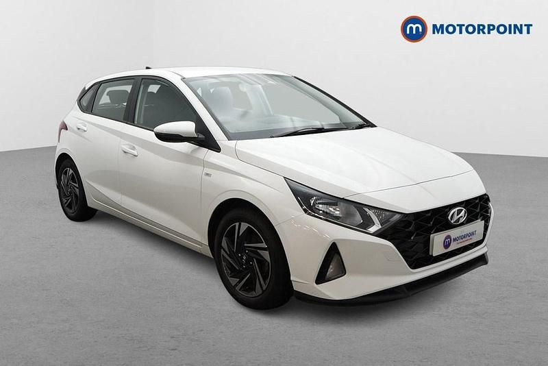 Used Hyundai i20 SE 2021 White Hatchback