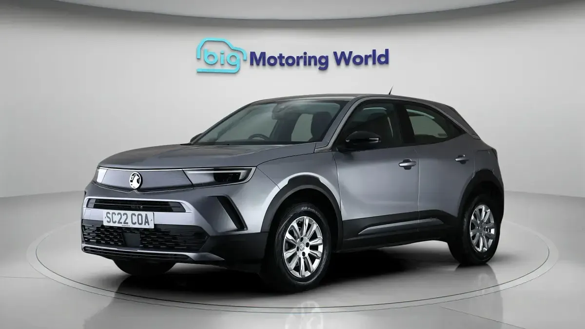 Used Vauxhall Mokka Design Edition 100 HP (73 kW) 2022 Grey SUV
