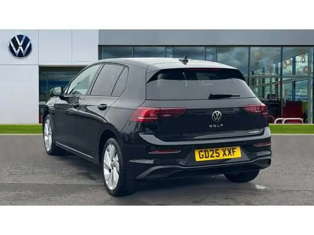 Used VW Golf VIII 272 HP (200 kW) 2025