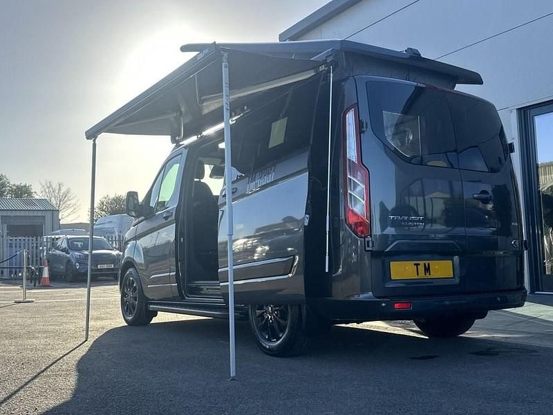 Used Ford Transit Custom Limited 130 HP (95 kW) 2018 Grey Van