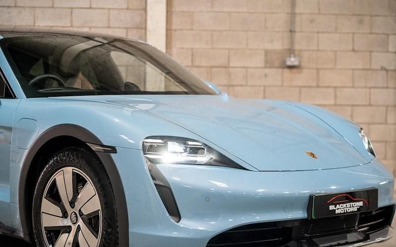 Used Porsche Taycan Cross Turismo 350 kW (476 HP) 2022 Blue Estate