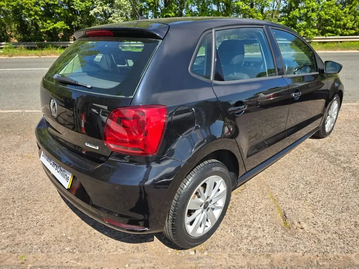 Używany VW Polo SE 75 KM (55 kW) 2015 Czarny Hatchback