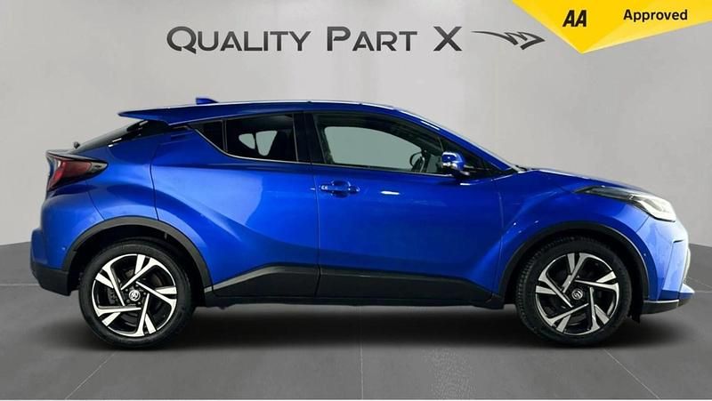Used Toyota C-HR Design 122 HP (89 kW) 2022 Blue SUV