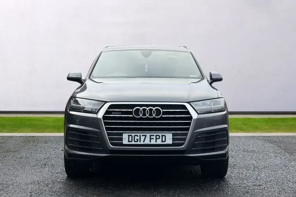 Usado Audi Q7 S-Line 218 HP (160 kW) 2017 Cinzento SUV