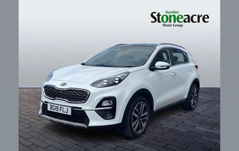 Used Kia Sportage 174 HP (127 kW) 2019 White SUV