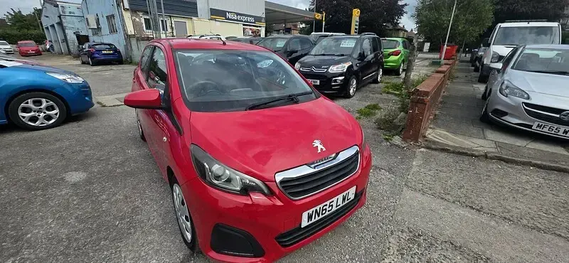 Used Peugeot 108 Active 68 HP (50 kW) 2015 Red Hatchback