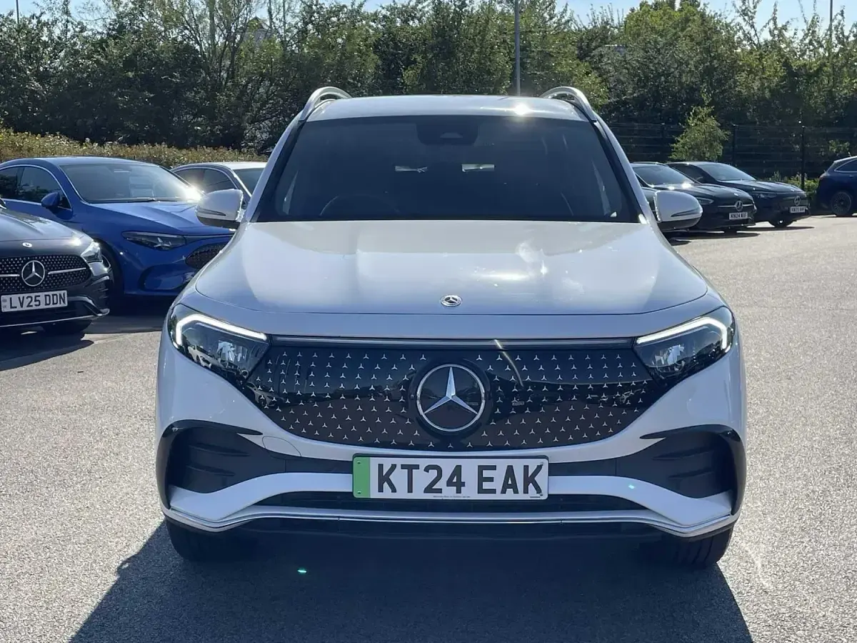 Used Mercedes EQB350 Executive 214 kW (292 HP) 2024 White SUV