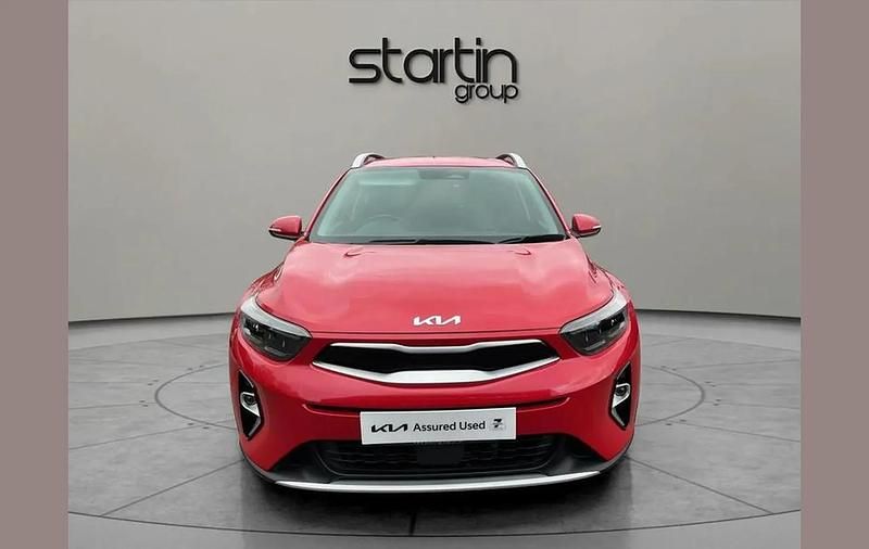 Used Kia Stonic 117 HP (86 kW) 2024 Red SUV