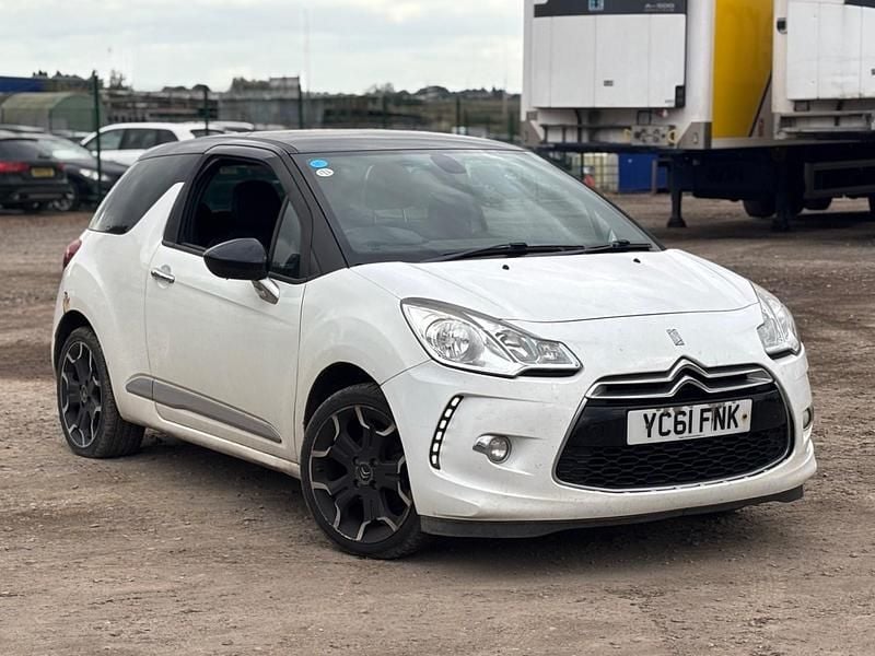 White Used 2011 Citroën DS3 Hatchback | £1,290 (Good price) - Image 1/4