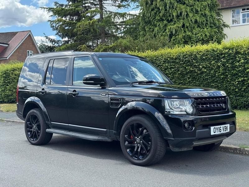 Black Used 2016 Land Rover Discovery 4 HSE SUV | £11,995 (Super price) - Image 1/4