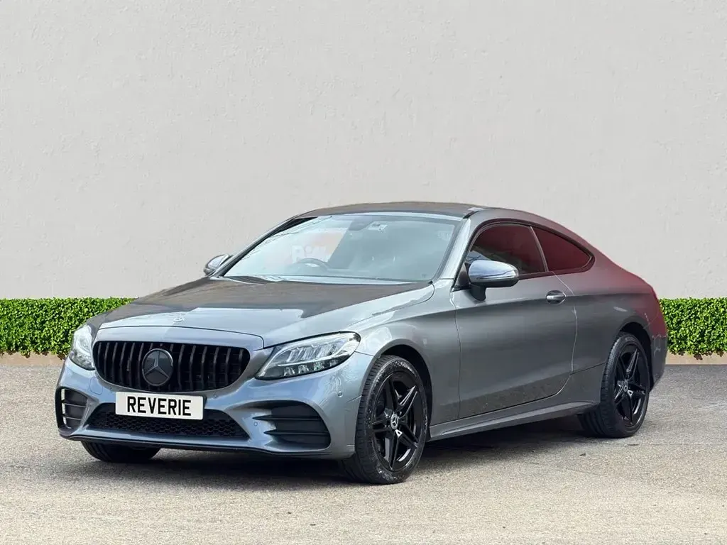 Używany Mercedes C220 AMG line 194 KM (142 kW) 2020 Szary Coupe