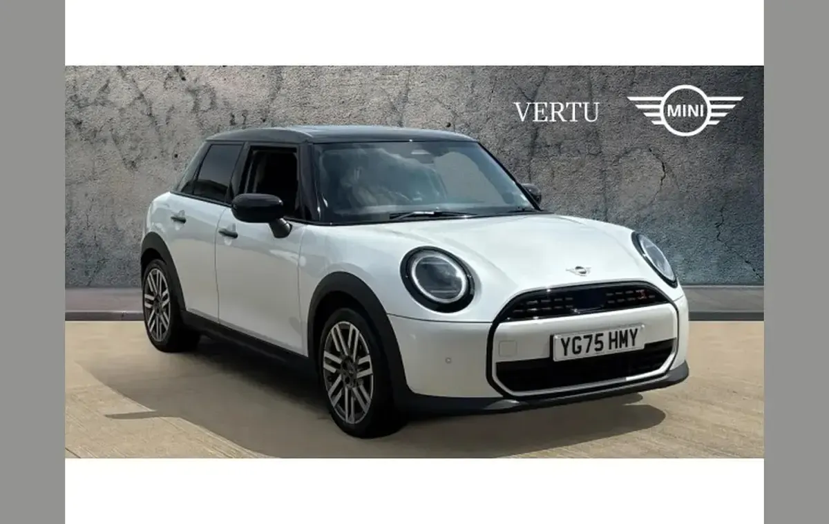Used Mini Cooper Classic 150 kW (204 HP) 2025 Hatchback