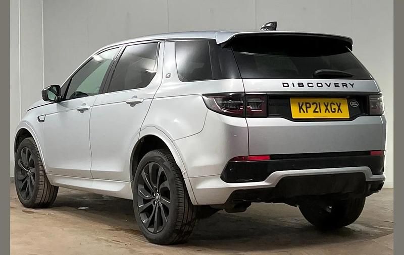 Used Land Rover Discovery Sport HSE Dynamic 200 HP (147 kW) 2021 Silver SUV