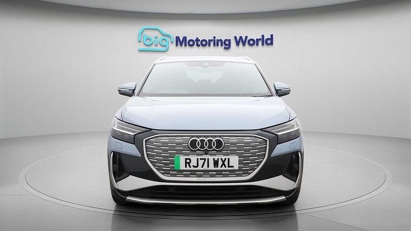 Second-hand Audi Q4 e-tron S-Line 125 kW (170 CP) 2022 SUV