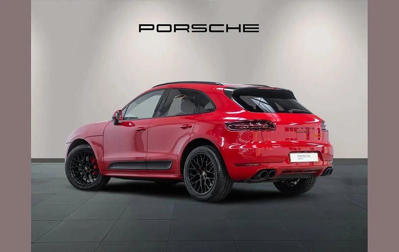 Used Porsche Macan GTS 355 HP (261 kW) 2017 Red SUV