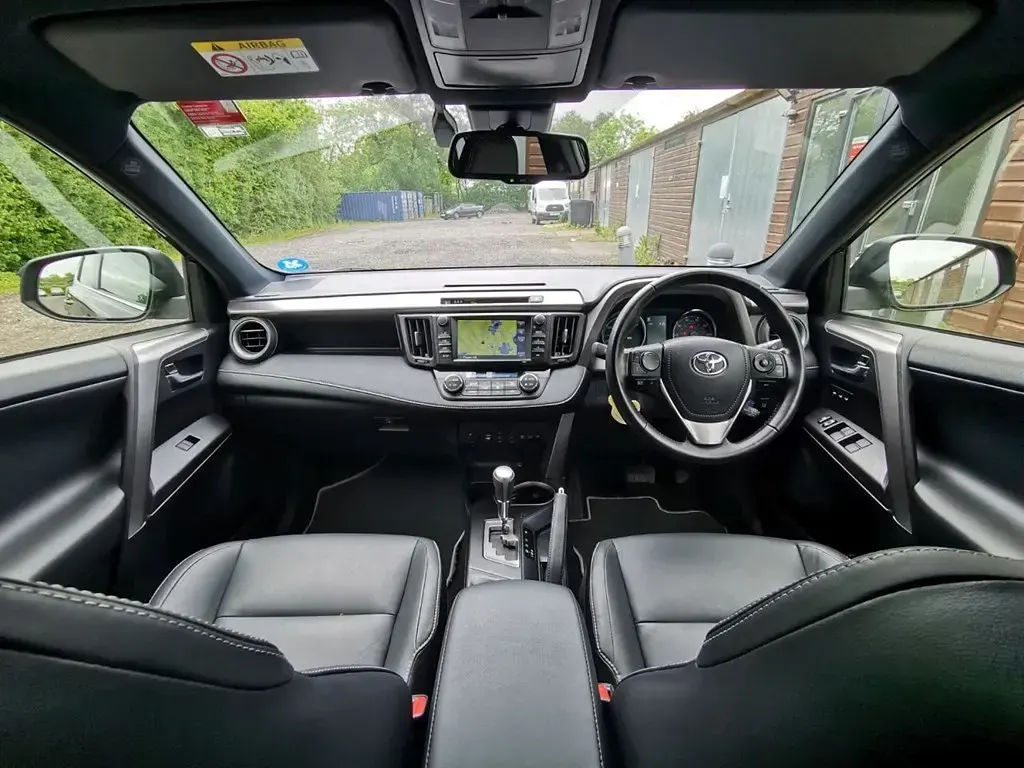 Used Toyota RAV4 Hybrid 2016 Black SUV