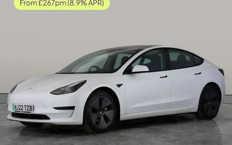 Używany Tesla Model 3 Standard Range 208 kW (283 KM) 2021 Sedan/Limuzyna
