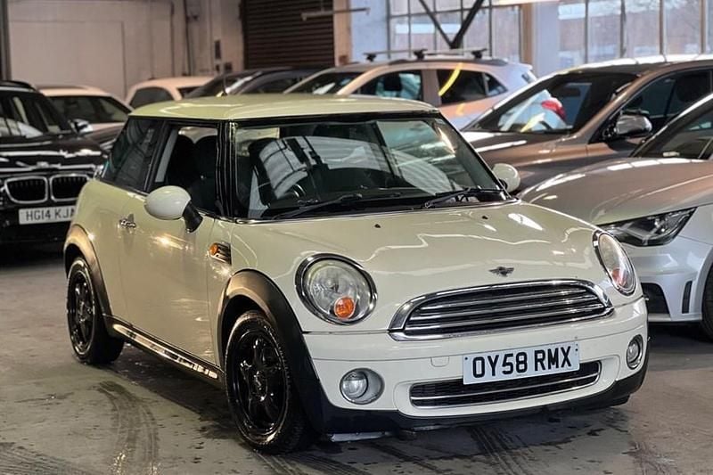 White Used 2008 Mini ONE Hatch Hatchback | £1,890 (Fair price) - Image 1/1