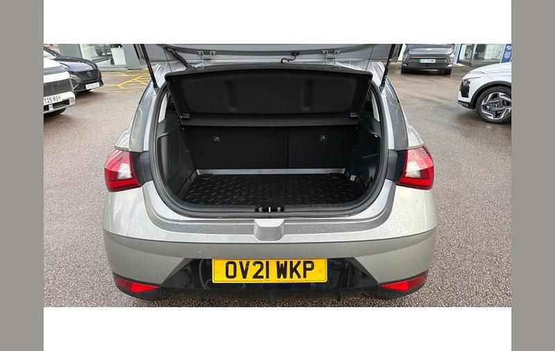 Used Hyundai i20 Premium 100 HP (73 kW) 2021 Other Hatchback