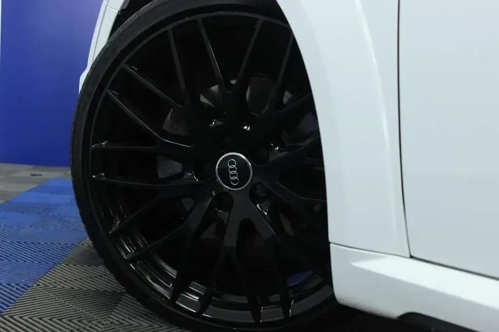 Usado Audi TT Black Edition 197 HP (144 kW) 2019 Branco Coupé
