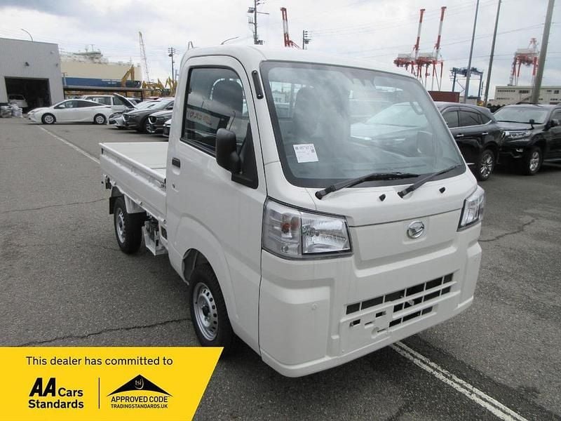 White Used 2024 Daihatsu Hijet MPV | £13,499 - Image 1/4