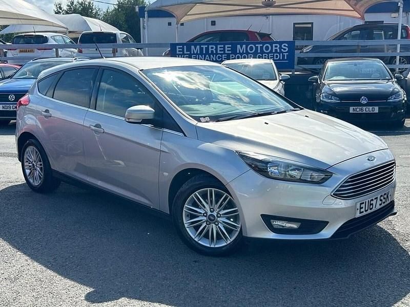 Used Ford Focus Zetec 95 HP (69 kW) 2017 Silver Hatchback