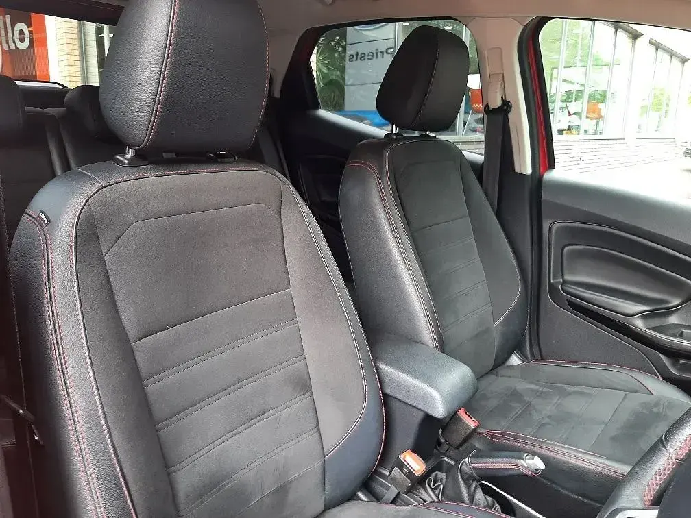 Used Ford Ecosport ST-Line 125 HP (91 kW) 2020 Race red SUV
