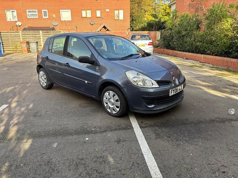 Blue Used 2006 Renault Clio II Expression Hatchback | £800 (Good price) - Image 1/4