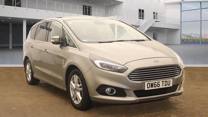 Metalicious silver Used 2017 Ford S-MAX Titanium MPV | £12,475 (Fair price) - Image 1/4