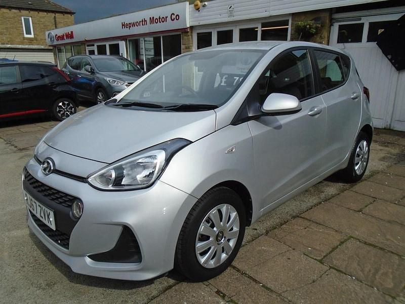 Used Hyundai i10 SE 2017 Silver Hatchback