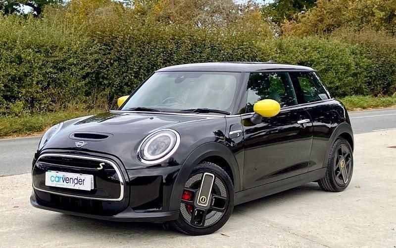 Used Mini Cooper Level 2 135 kW (184 HP) 2023 Hatchback