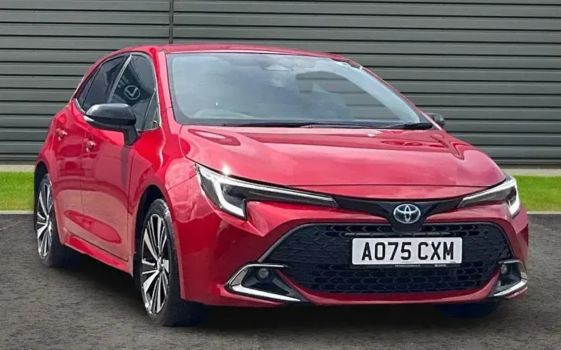 Used Toyota Corolla Design 140 HP (102 kW) 2025 Hatchback