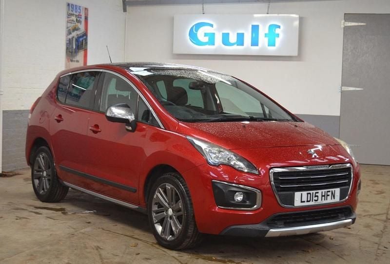 Used Peugeot 3008 Allure 2015 Red Hatchback