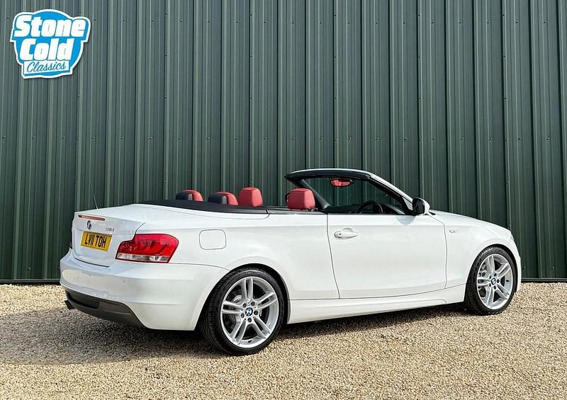 Used BMW 118 Cabriolet M Sport 143 HP (105 kW) 2011 White Cabriolet