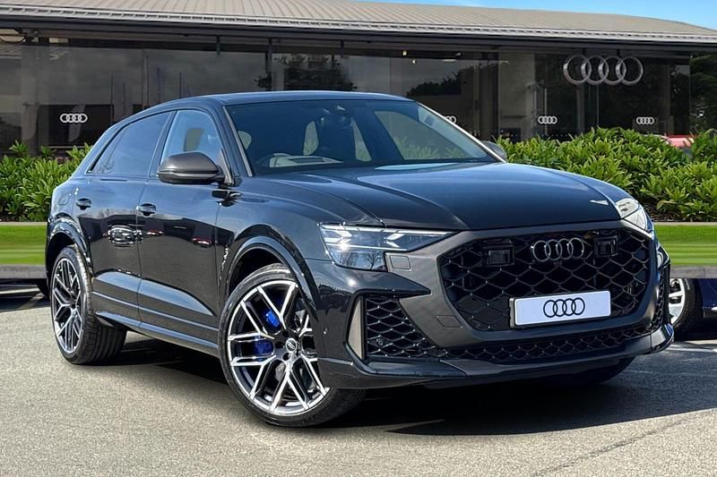 Black New 2025 Audi RS Q8 Performance SUV | £137,996 (Fair price) - Image 1/4