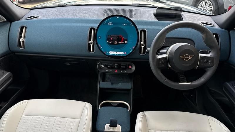 Used Mini Countryman 215 HP (158 kW) 2025 Black SUV