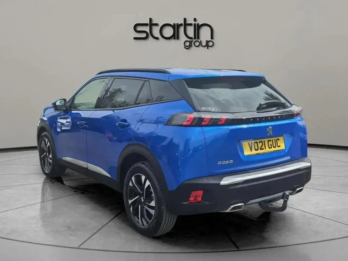 Used Peugeot 2008 Allure Premium 129 HP (94 kW) 2021 Blue SUV