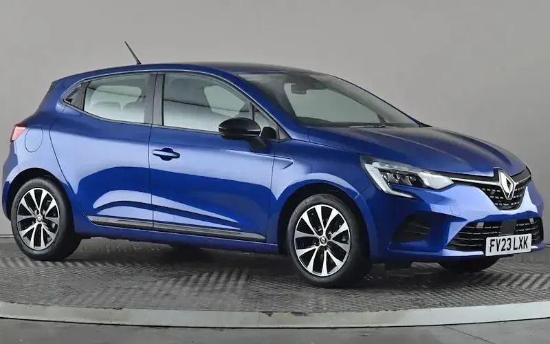 Used Renault Clio V Evolution 145 HP (106 kW) 2023 Hatchback