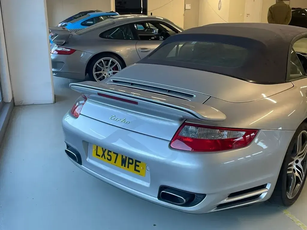 Usado Porsche 911 480 HP (353 kW) 2007 Prateado Cabrios