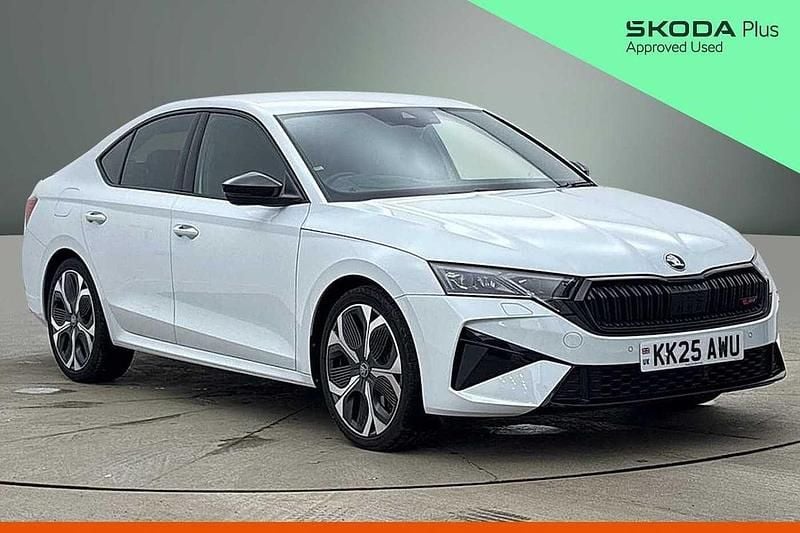 Used Skoda Octavia vRS 265 HP (194 kW) 2025 Moon white metallic Hatchback