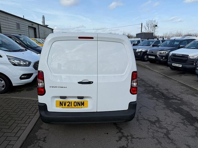 Used Peugeot Partner 2021 White MPV