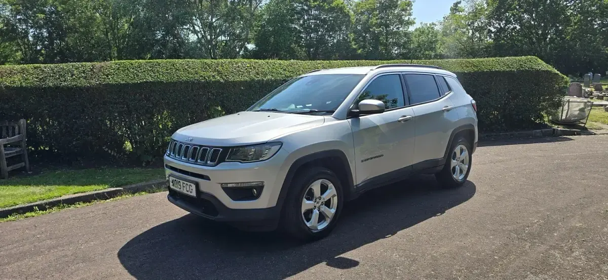 Used Jeep Compass Longitude 140 HP (102 kW) 2019 Silver SUV