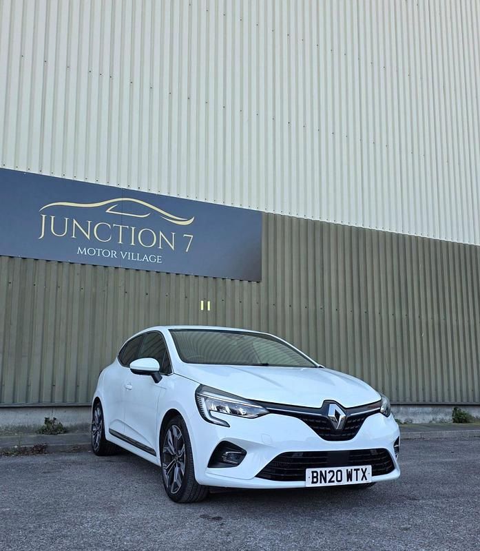 Używany Renault Clio V Version S 2020 Biały Hatchback