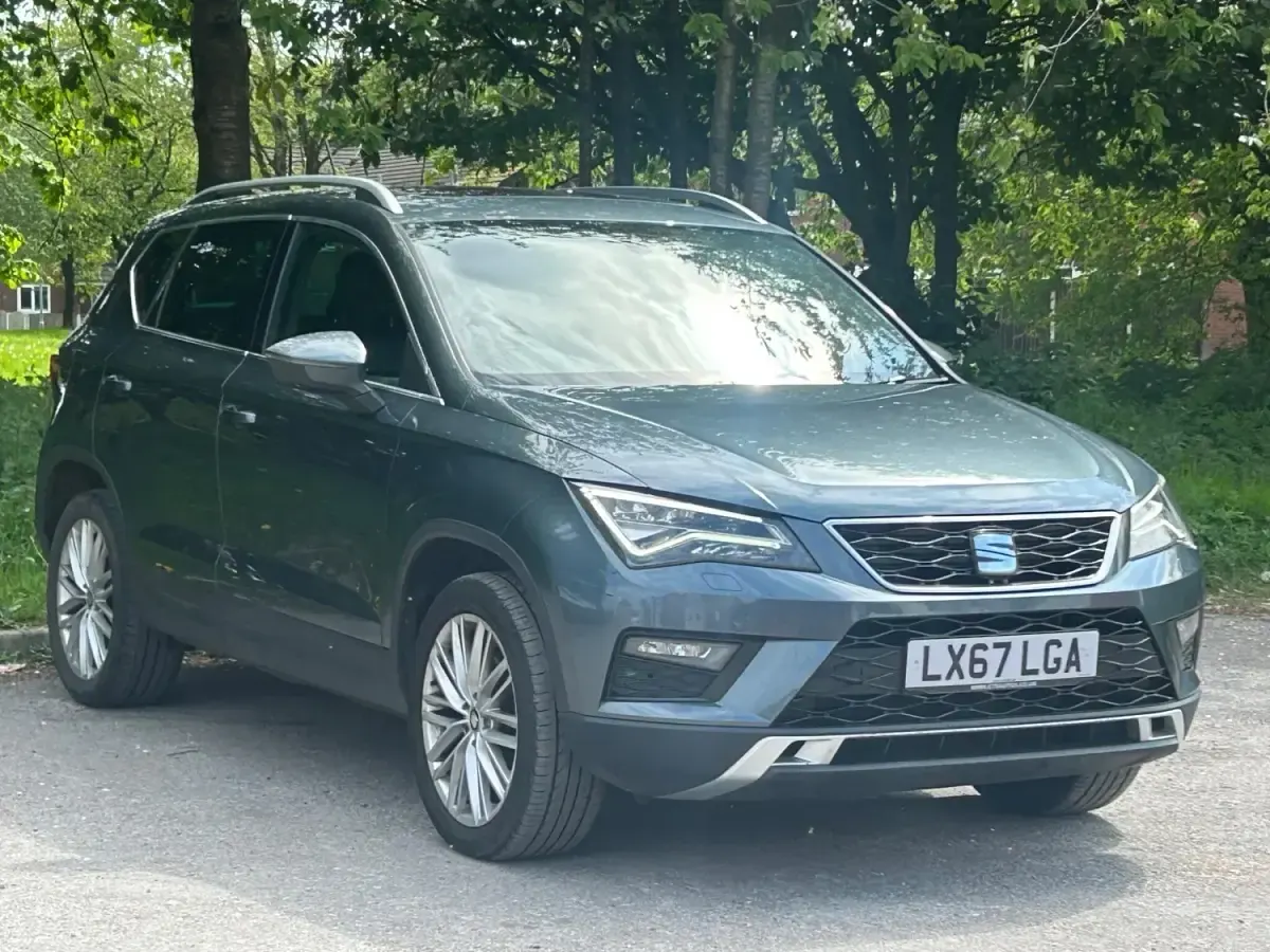 Begagnad Seat Ateca 4Drive 190 HK (139 kW) 2017 Grå SUV