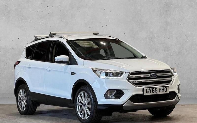 Used Ford Kuga Titanium 150 HP (110 kW) 2019 White SUV
